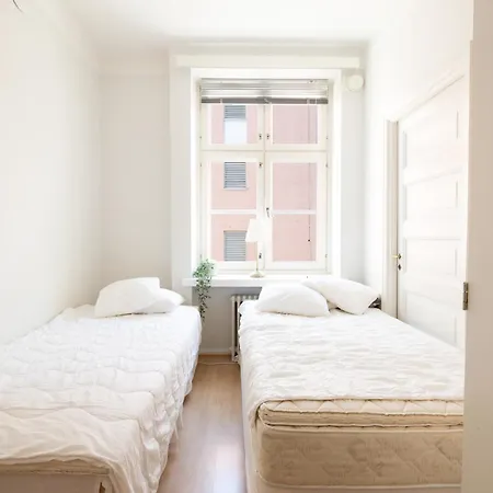 2ndhomes Bright 2br Next To Esplanade Park Helsinki